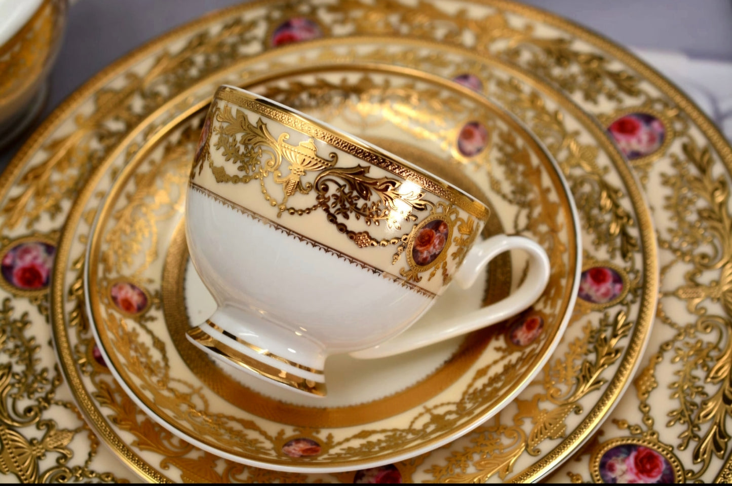 ROYAL HERITAGE DINNER SET [K-7462-E9]